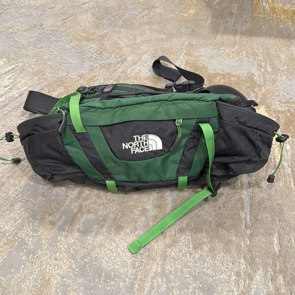 The North Face Other - VTG THE NORTH FACE waist bag Mountain Biker/Hiker Lumbar Pack Green and Grey EUC